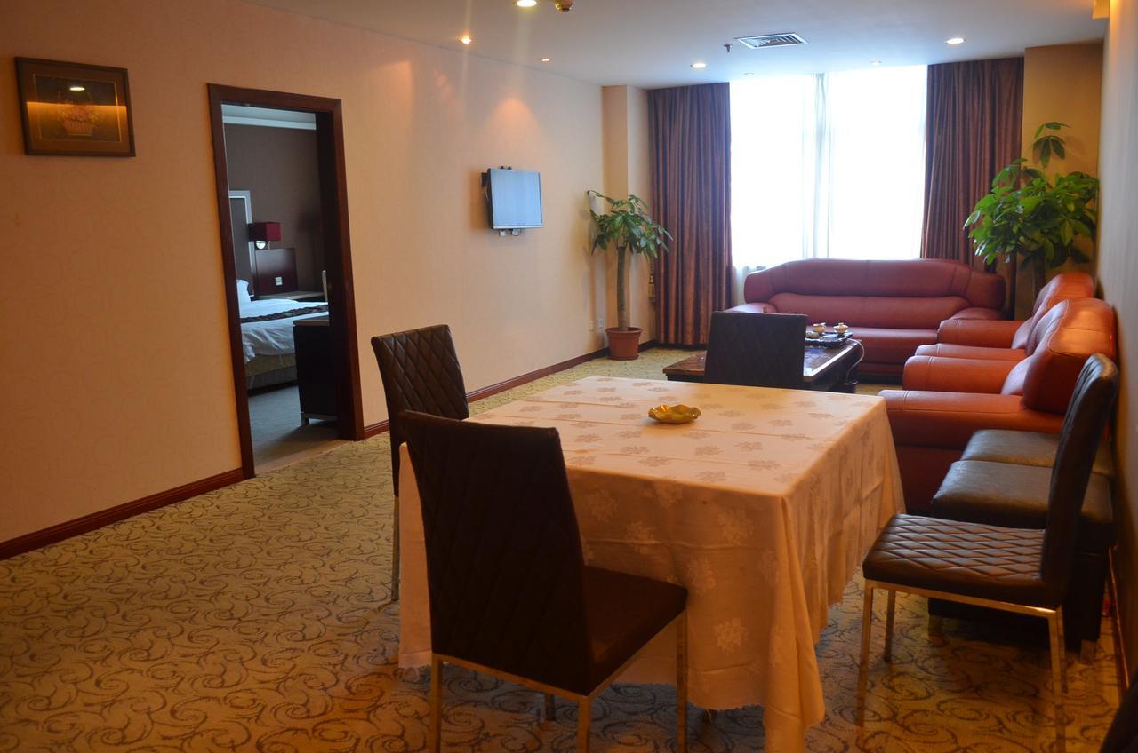 Tianhao Hotel Guangzhou Buitenkant foto