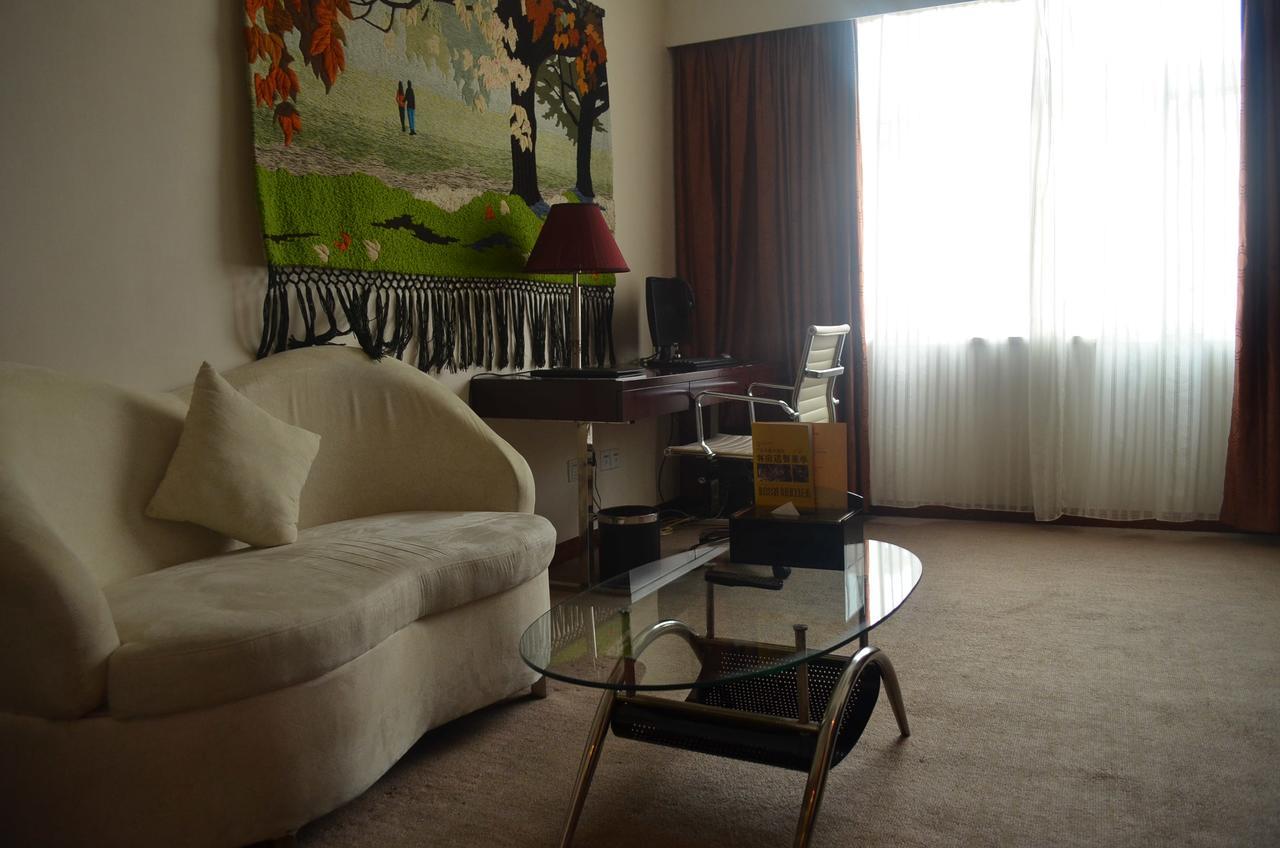 Tianhao Hotel Guangzhou Buitenkant foto