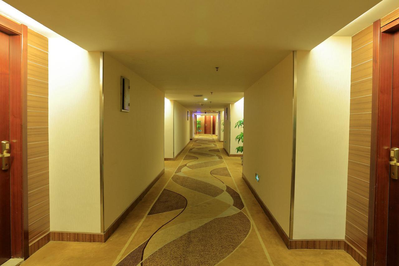 Tianhao Hotel Guangzhou Buitenkant foto