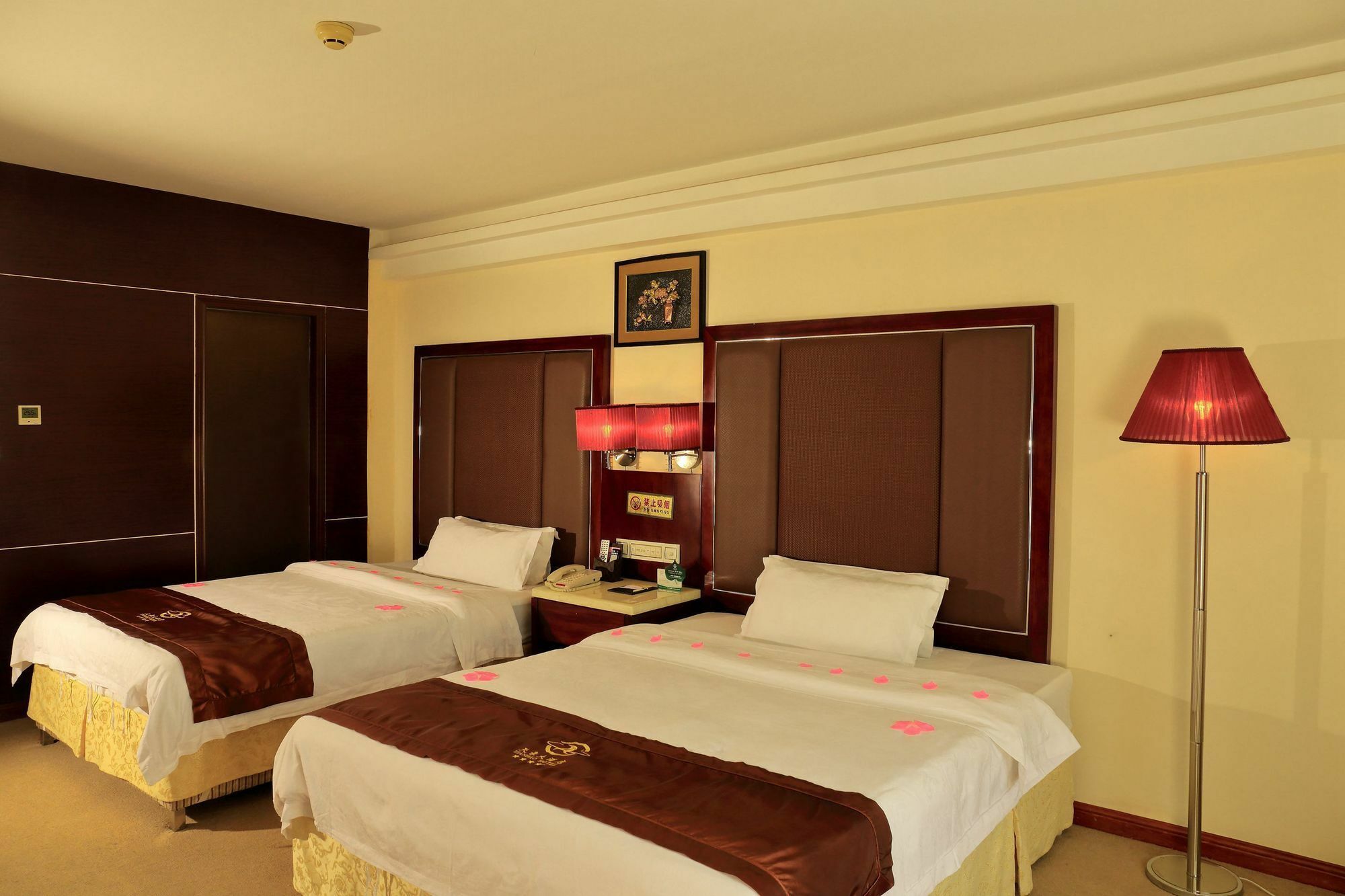 Tianhao Hotel Guangzhou Buitenkant foto